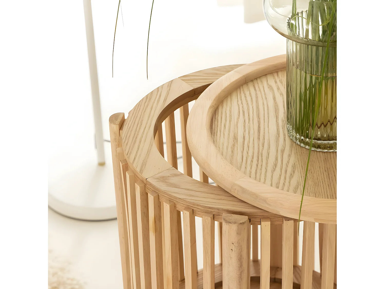 Bout de canapé rond en bois de pin naturel – SOLVA