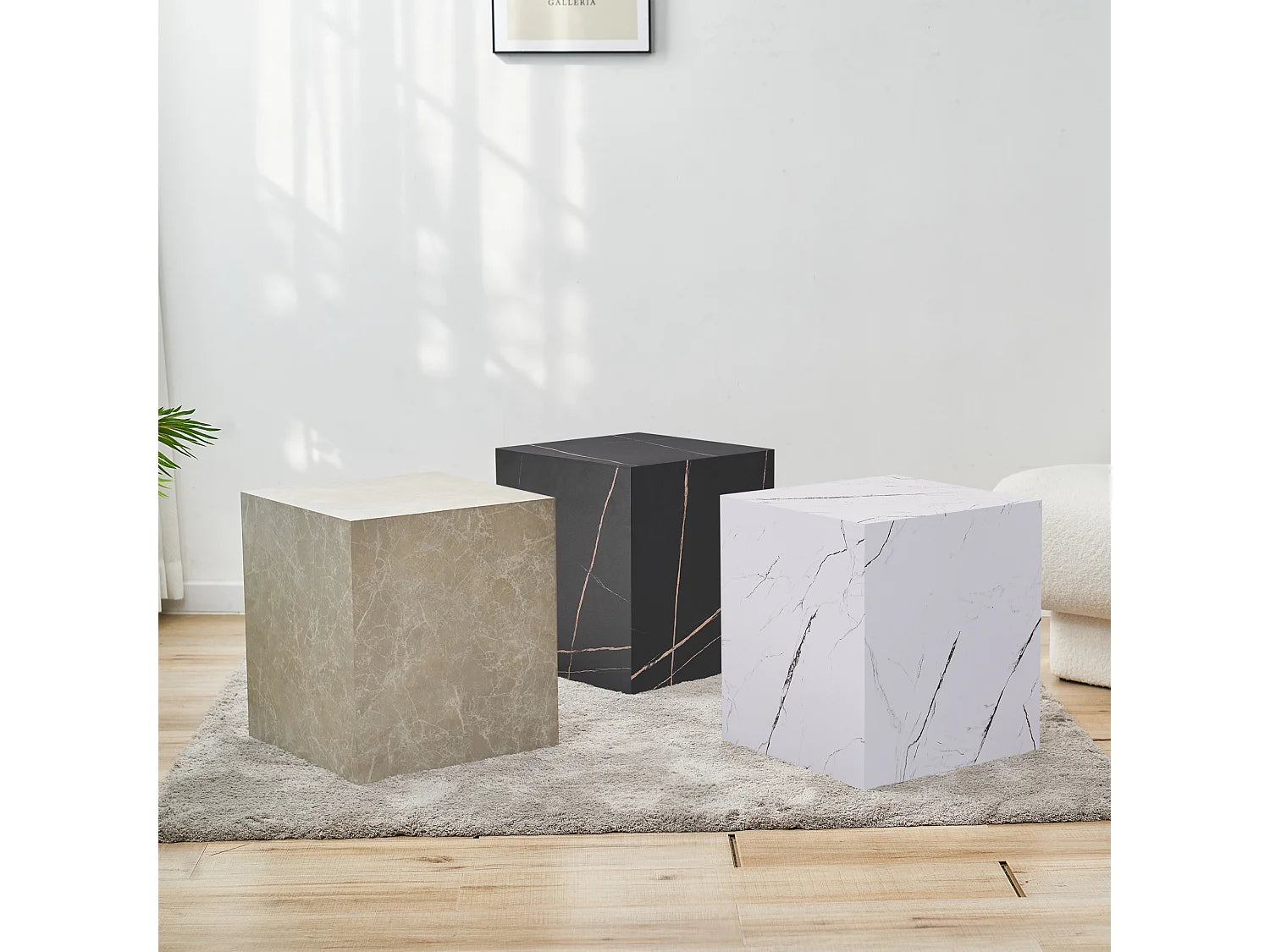 Bout de canapé carré aspect marbre blanc – LATTEA