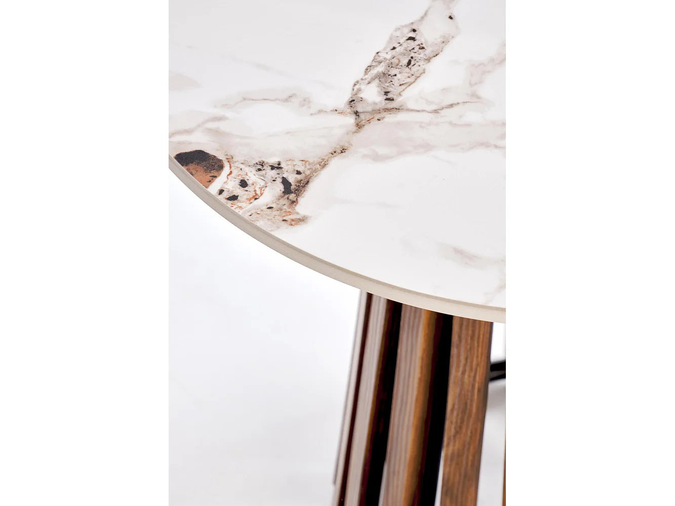 Bout de canapé rond aspect marbre et noyer beige – KAVERA