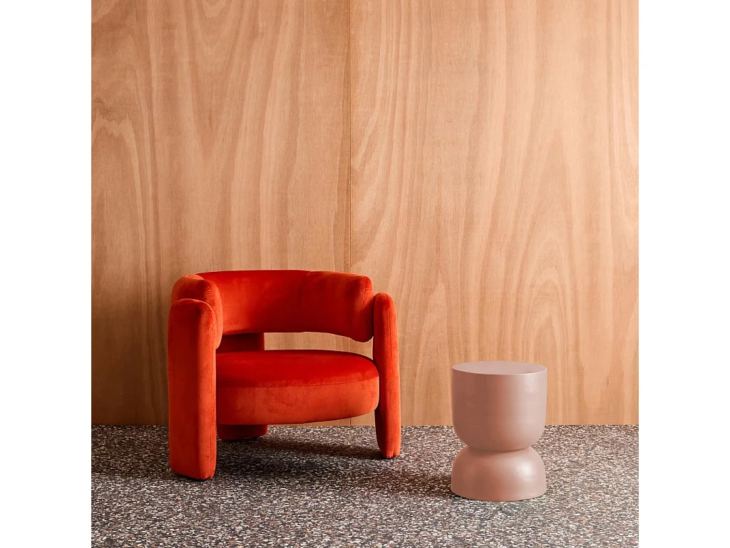 Bout de canapé rond en métal rose minimaliste – GALET