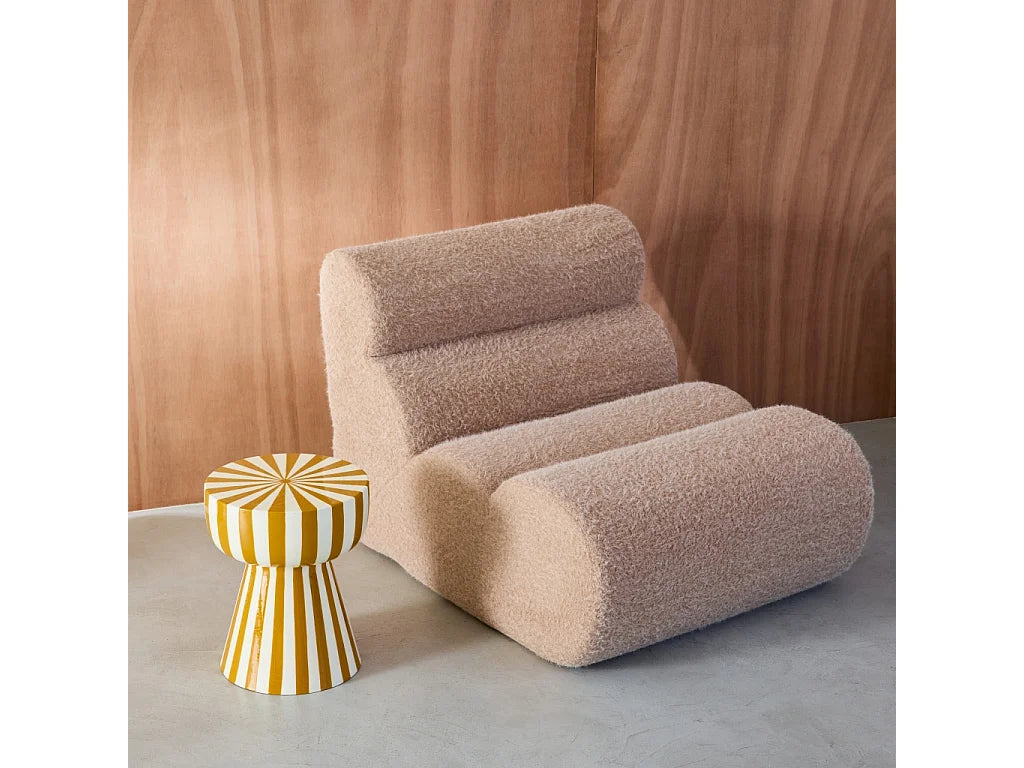 Bout de canapé rond en acier rayé ocre et blanc – ZORKA
