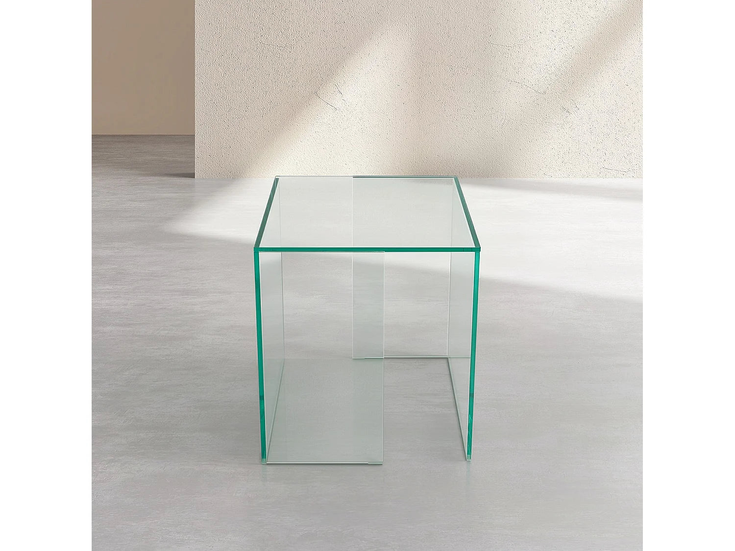 Bout de canapé en verre trempé transparent – ALYSSA