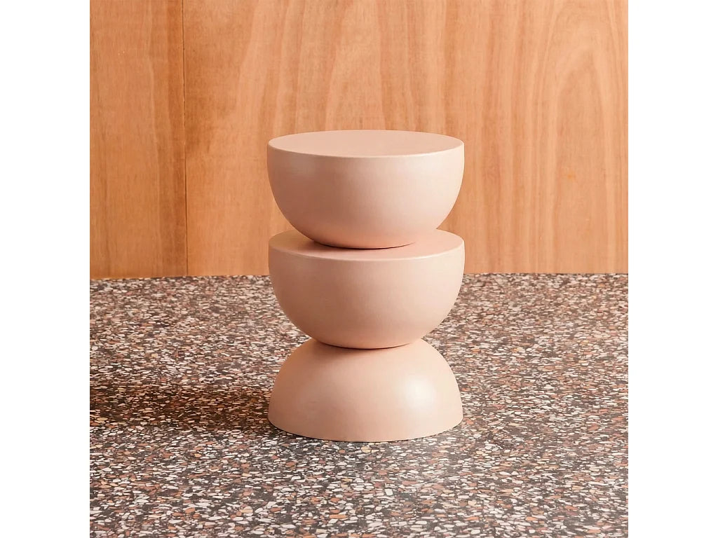 Bout de canapé rond en métal rose – SORAYA