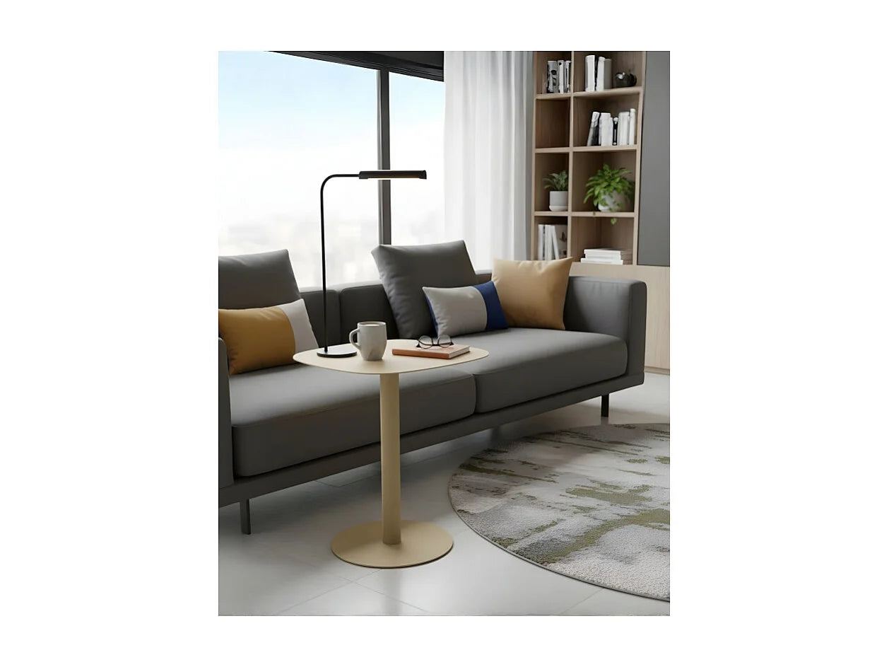 Bout de canapé scandinave en métal sable – NORDIK