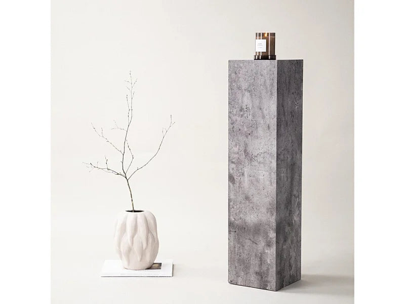 Bout de canapé colonne effet béton ciré gris – PILASTRA