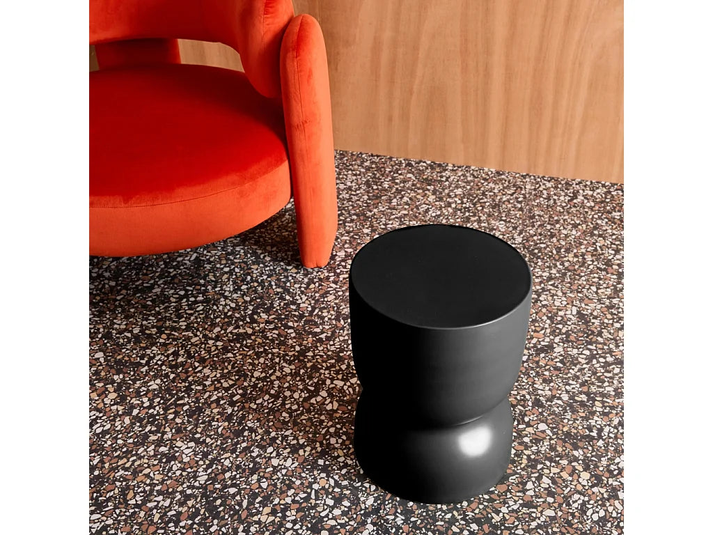Bout de canapé rond en métal noir minimaliste – ONYX