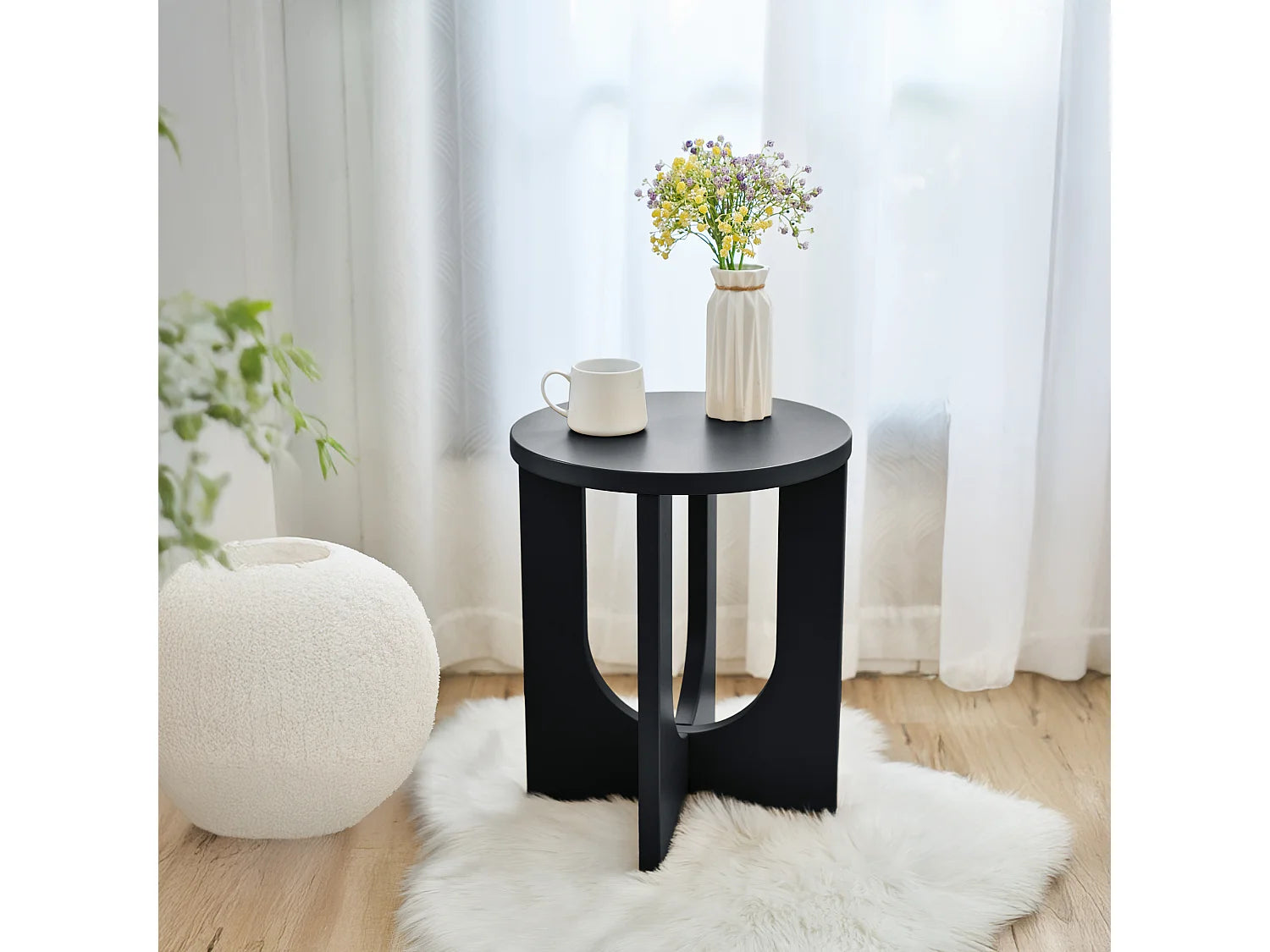 Bout de canapé carré en MDF noir compact – AZURIO