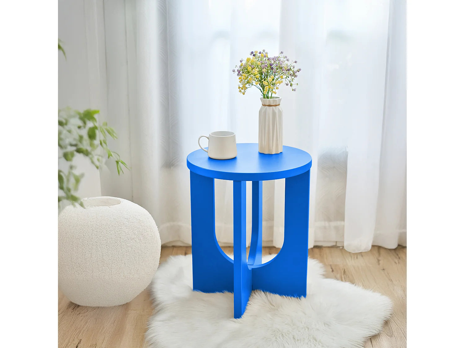 Bout de canapé carré en MDF bleu roi – AZURIO