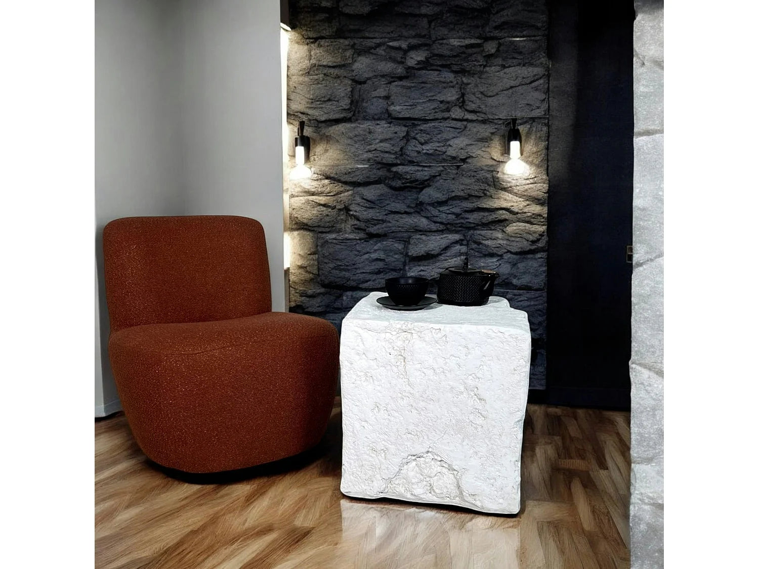 Bout de canapé effet pierre blanc sculptural – TRINITE
