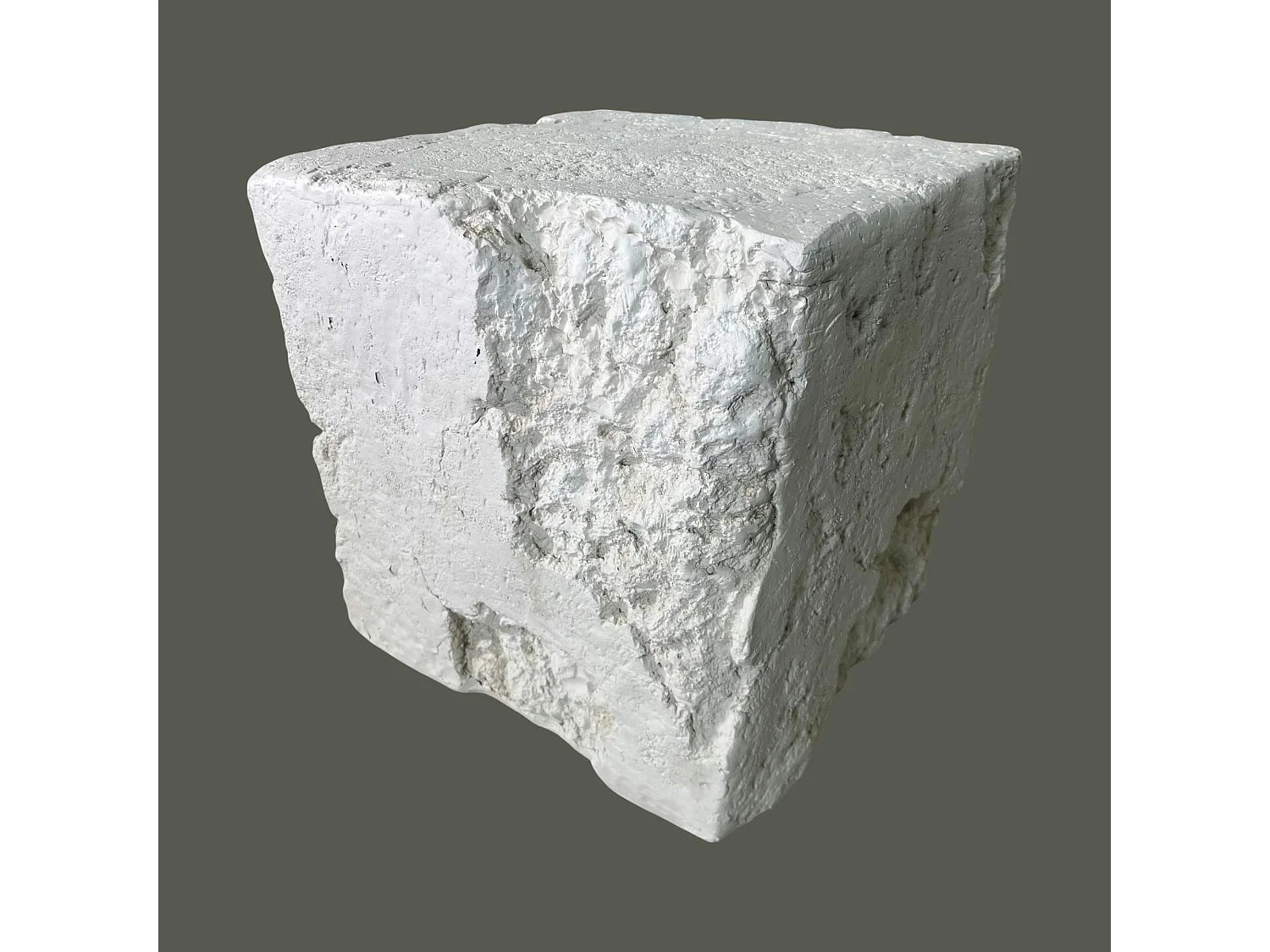 Bout de canapé effet pierre blanc sculptural – TRINITE