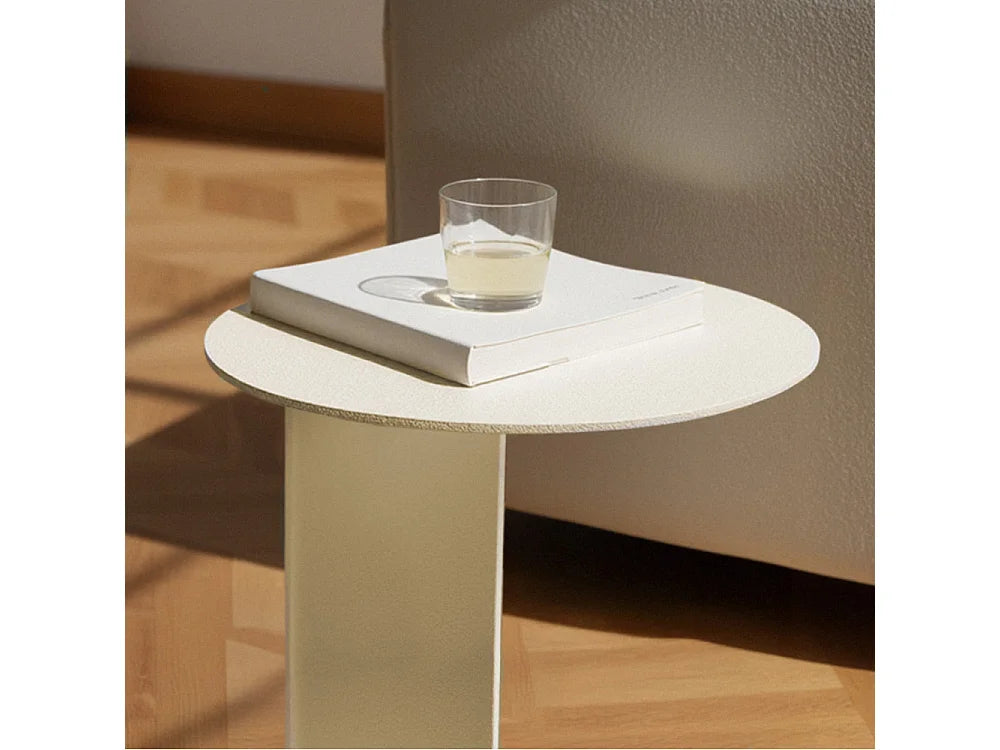 Bout de canapé rond en métal beige – JIMY