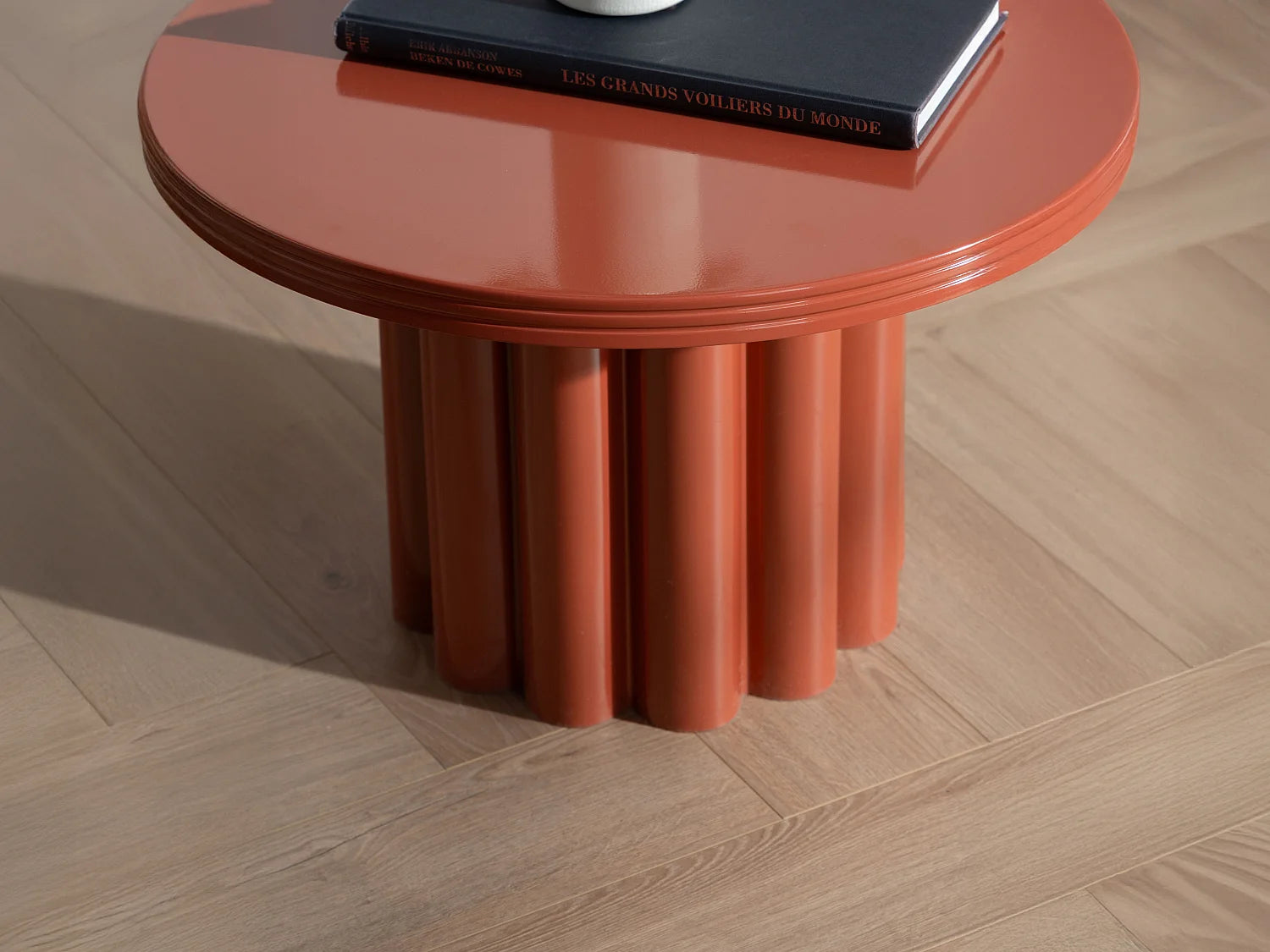 Bout de canapé en métal terracotta large plateau – TERRA