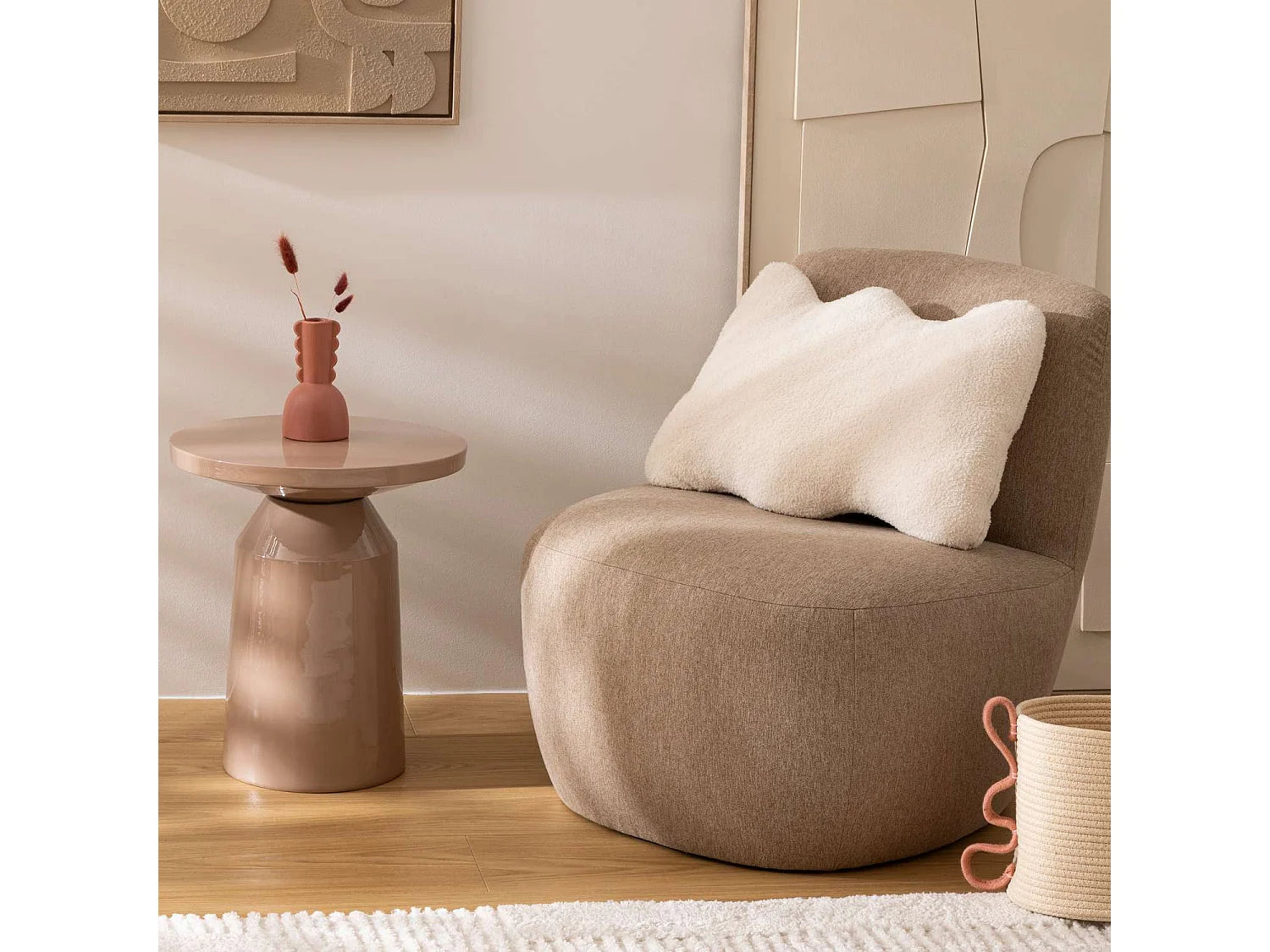 Bout de canapé rond en métal beige brillant – SITA