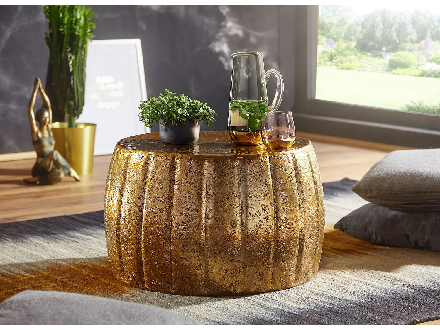 Bout de canapé rond en aluminium doré oriental – SAHARA