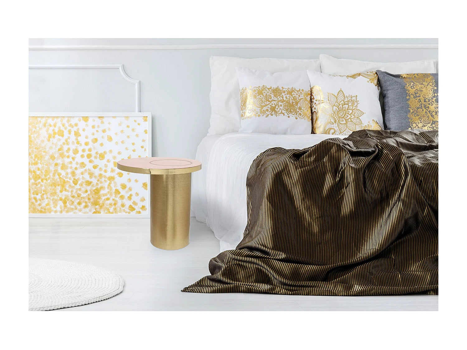 Bout de canapé Art Déco en métal doré – GATSBY