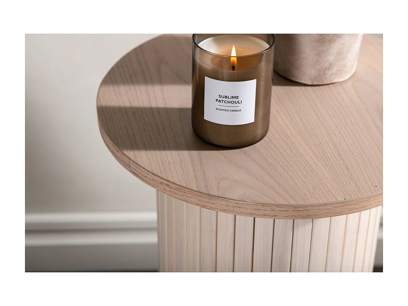 Bout de canapé rond nervuré beige naturel – BIANCHA