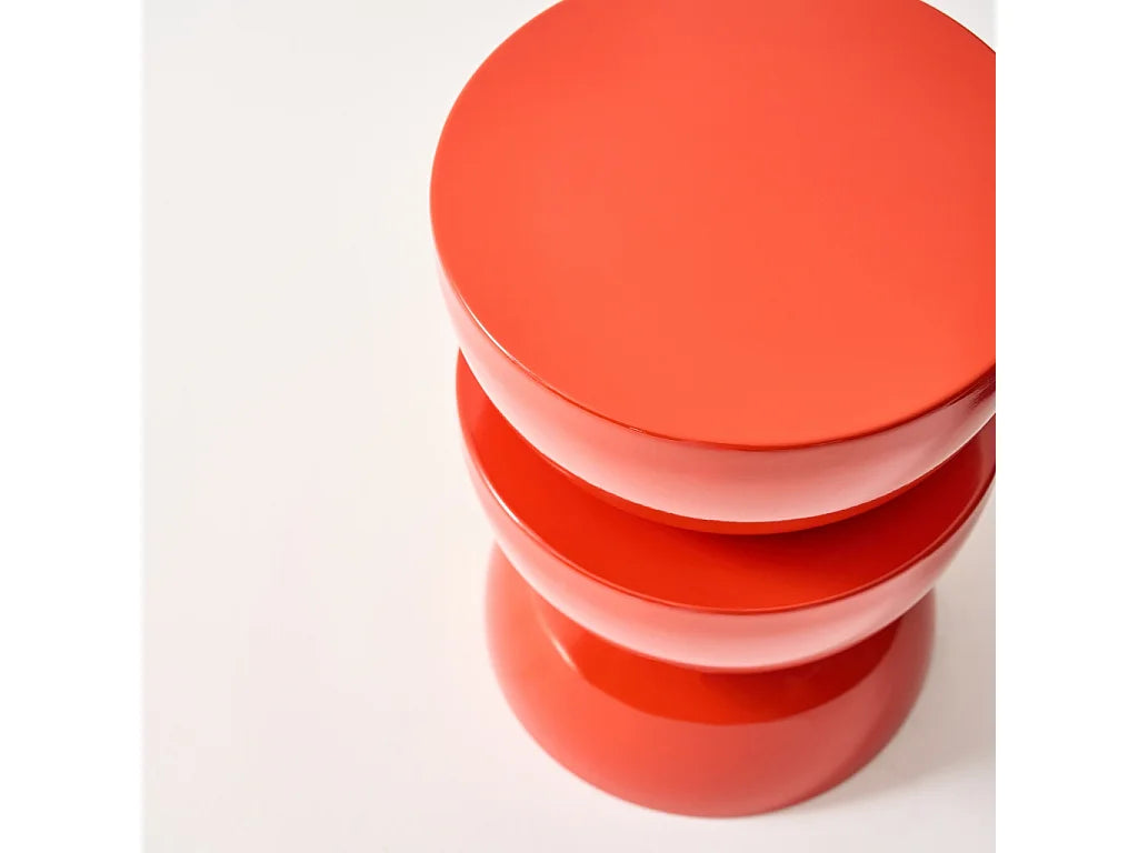 Bout de canapé rond en métal orange brillant – COUMBI