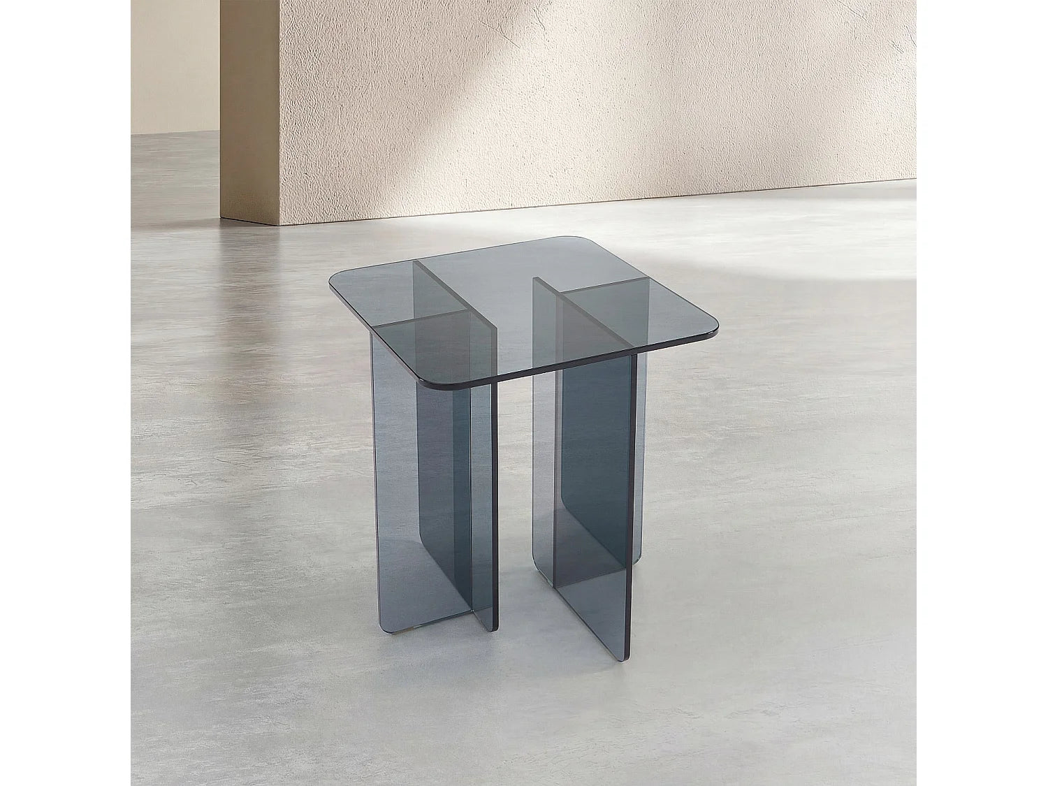 Bout de canapé verre trempé gris fumé – ZELIE