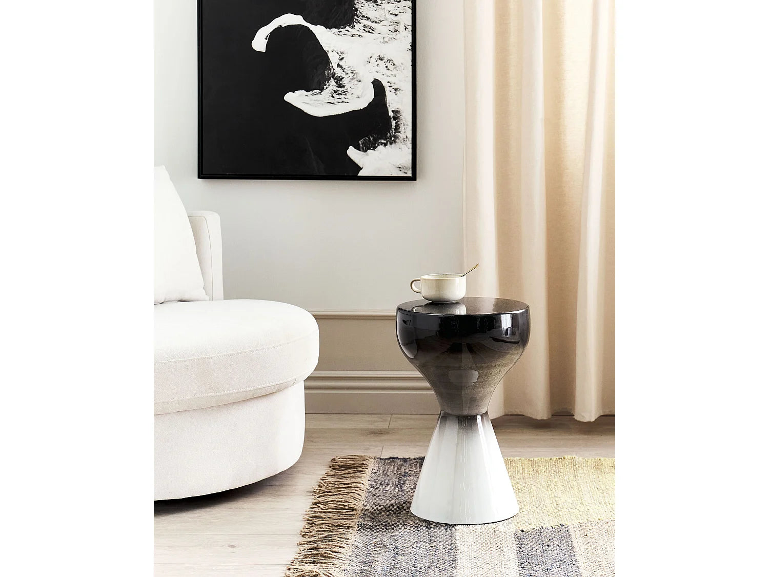 Bout de canapé rond métal noir et blanc – TIBITO