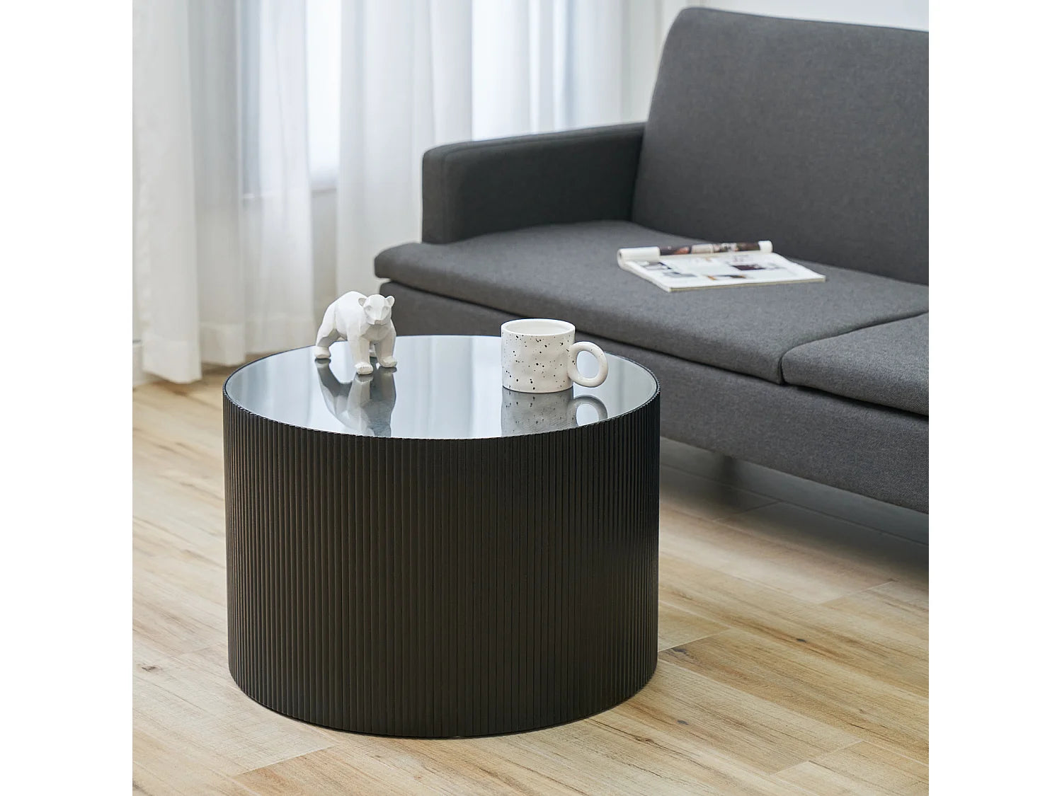 Bout de canapé rond bois noir aspect rotin – MAYKO