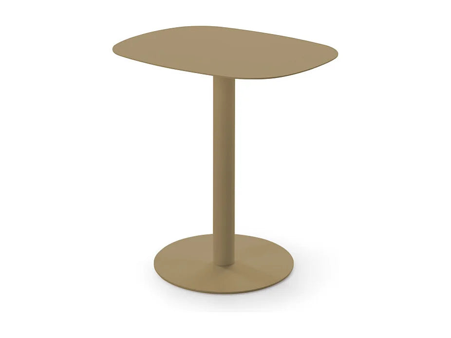 Bout de canapé scandinave en métal sable – NORDIK
