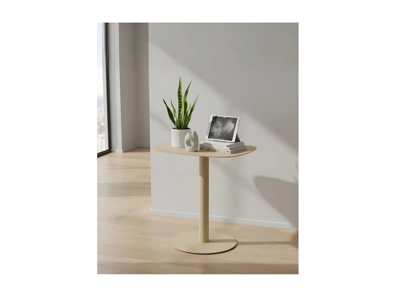 Bout de canapé scandinave en métal sable – NORDIK