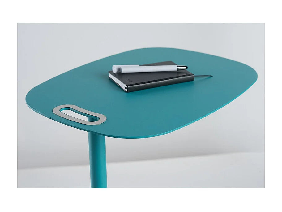Bout de canapé à roulettes en inox turquoise – NEVIO