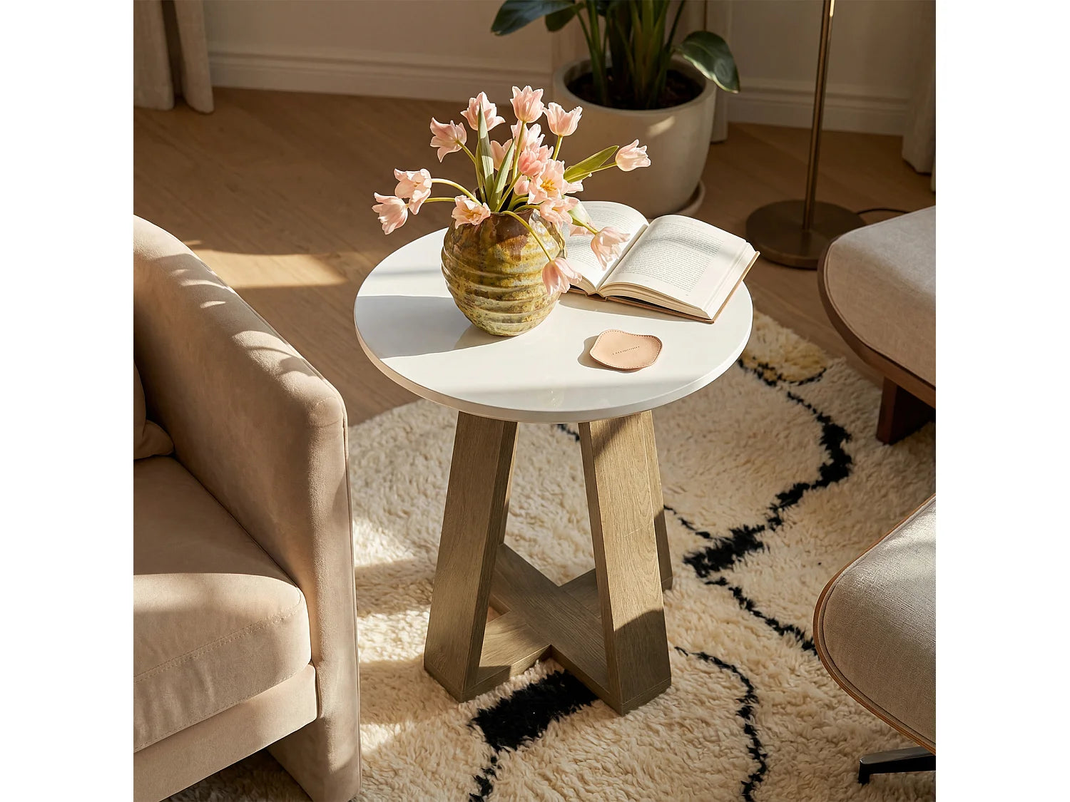 Bout de canapé rond moderne en MDF blanc – AVELYN