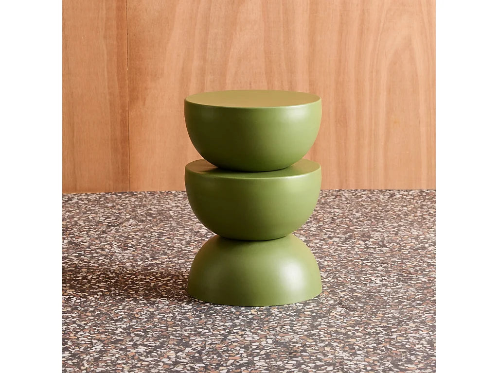Bout de canapé rond en métal vert kaki – COUMBA