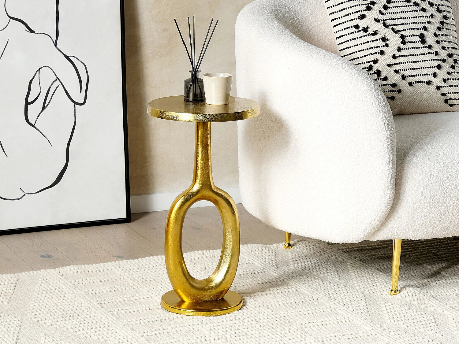 Bout de canapé rond en métal doré brillant – RETIVA