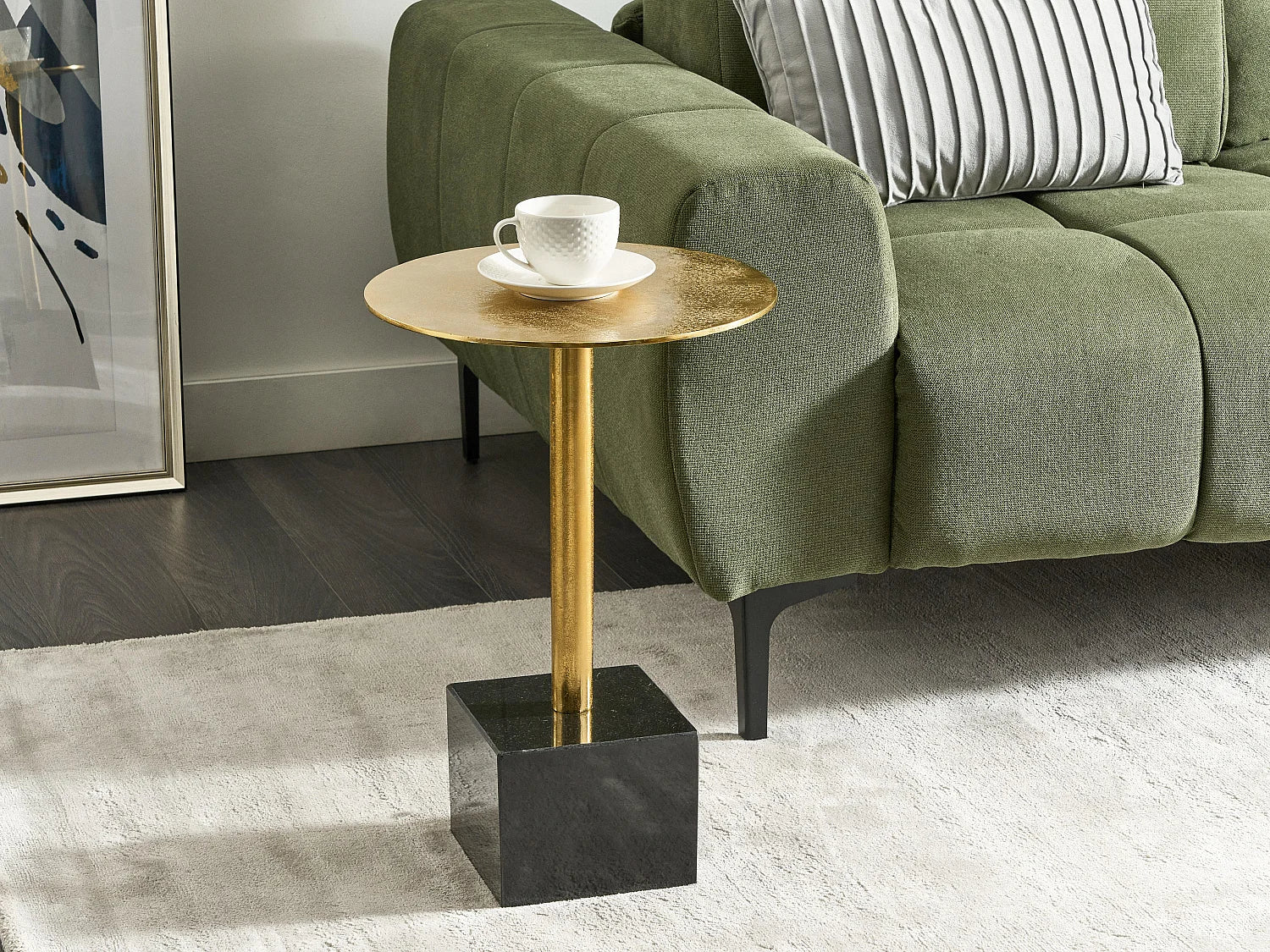Bout de canapé rond métal doré base marbre noir – PLUMA